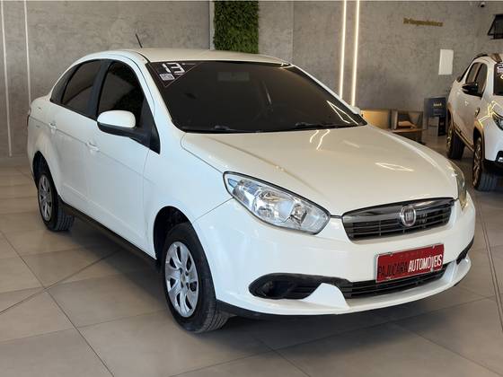 FIAT GRAND SIENA 1.4 MPI ATTRACTIVE 8V FLEX 4P MANUAL FIAT GRAND SIENA 1.4 MPI ATTRACTIVE 8V FLEX 4P MANUAL